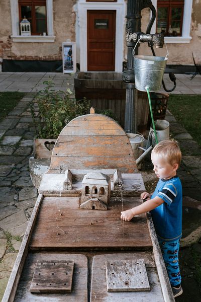 Zdroj: Valdštejnská lodžie, Sedličky – Jičín