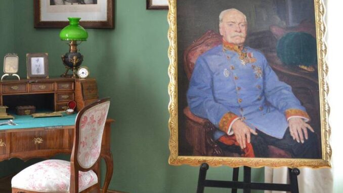 Státní zámek Veltrusy. Zdroj: Národní památkový ústav