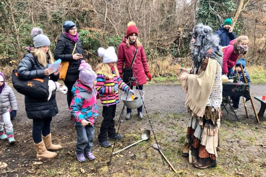 Zimní pohádkový les – Po stopách Sněhové královny v Čakovicích. Zdroj: Velká dobrodružství s.r.o.