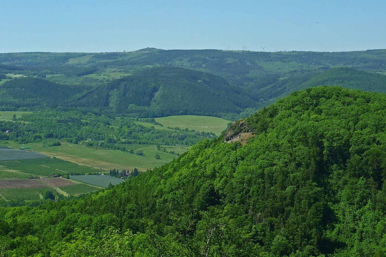 Zřícenina hradu Egerberg. Zdroj: SchiDD. CC-BY-SA-4.0