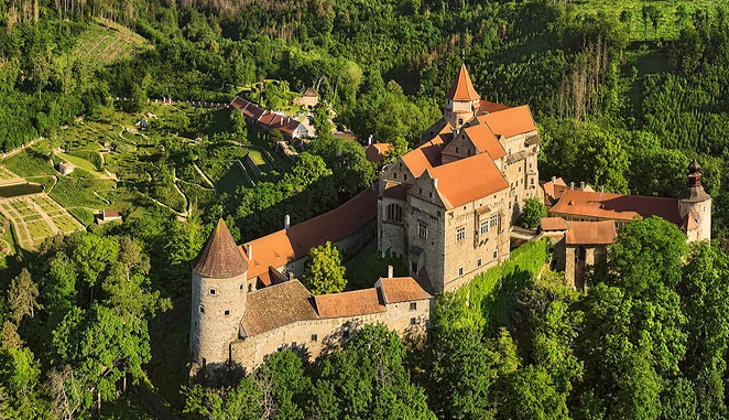 Hrad Pernštejn. Zdroj: NPÚ