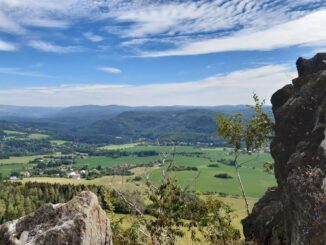 Výhled ze Šemnické skály. Foto: Anna Petruželková