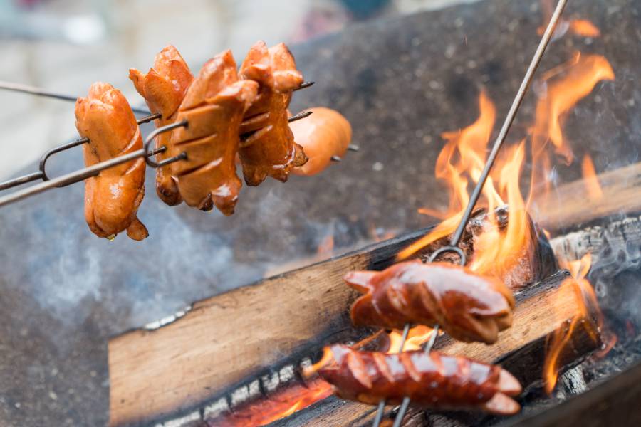 Slavnosti moravského uzeného a vína na hradě Veveří. Zdroj: Národní památkový ústav
