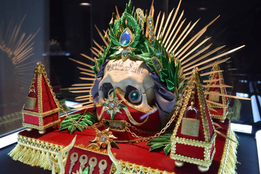 Kult svatých těl na zámku Bečov. Zdroj: Národní památkový ústav, CC BY-NC-ND 3.0