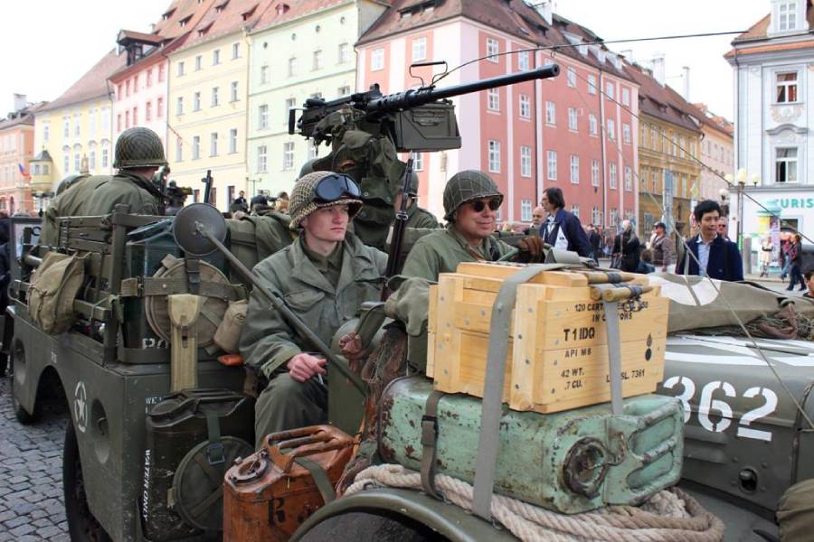 Oslavy osvobození Chebu před deseti lety. Zdroj: Město Cheb