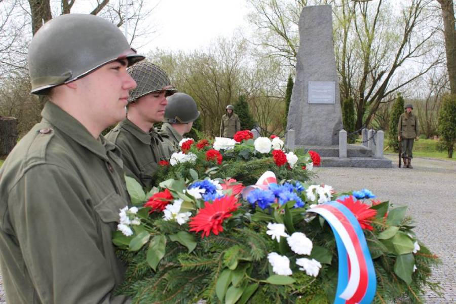 Oslavy osvobození Chebu před deseti lety. Zdroj: Město Cheb