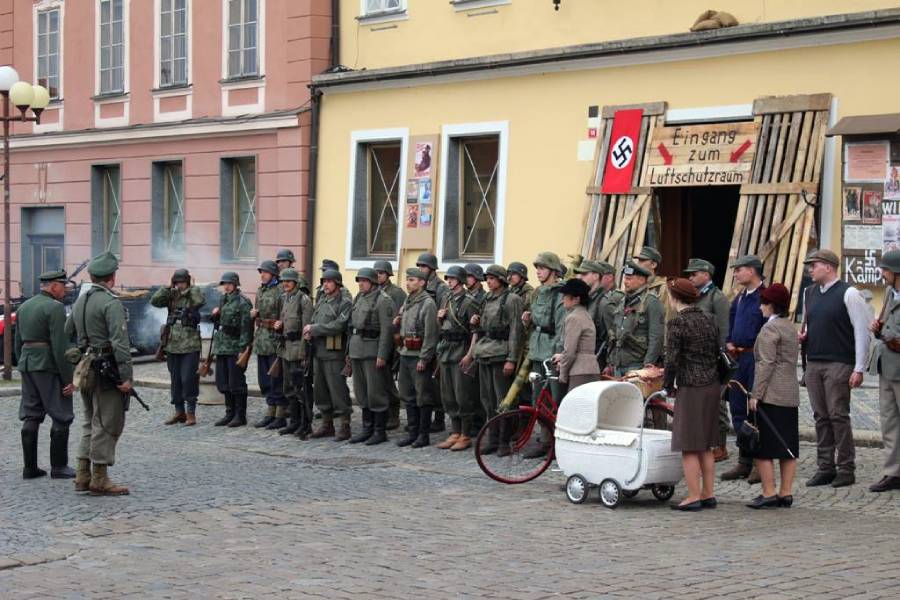 Oslavy osvobození Chebu před deseti lety. Zdroj: Město Cheb