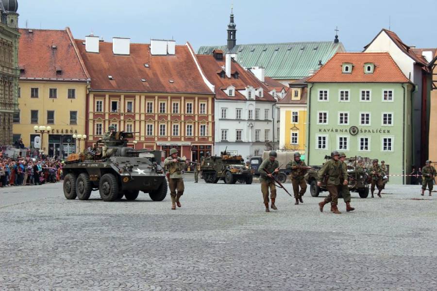 Oslavy osvobození Chebu před deseti lety. Zdroj: Město Cheb