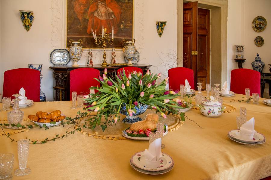 Tulipománie na zámku Buchlovice. Zdroj: Národní památkový ústav, CC BY-NC-ND 3.0 CZ, zamek-buchlovice.cz