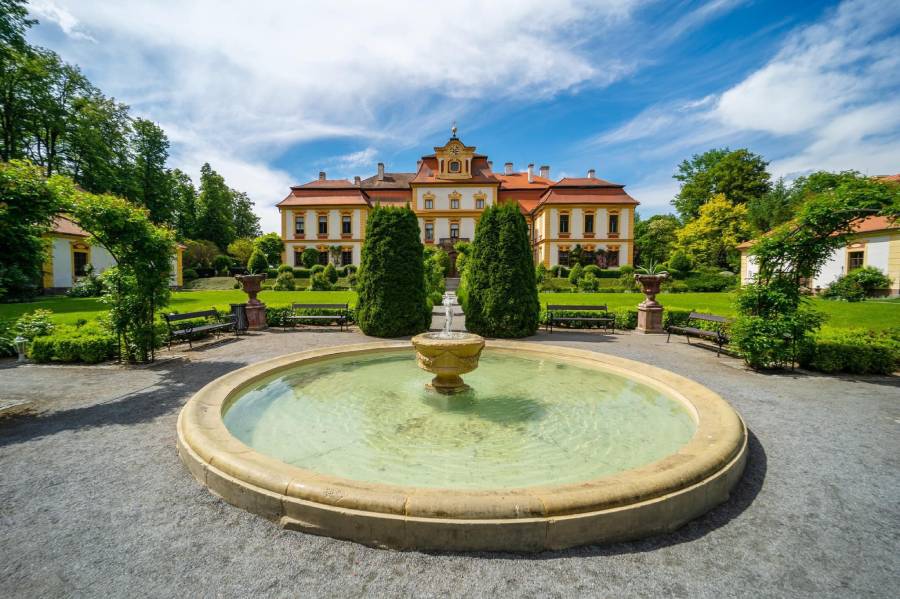 Zámek Jemniště. Zdroj: Jiří Sternberg, jemniste.cz