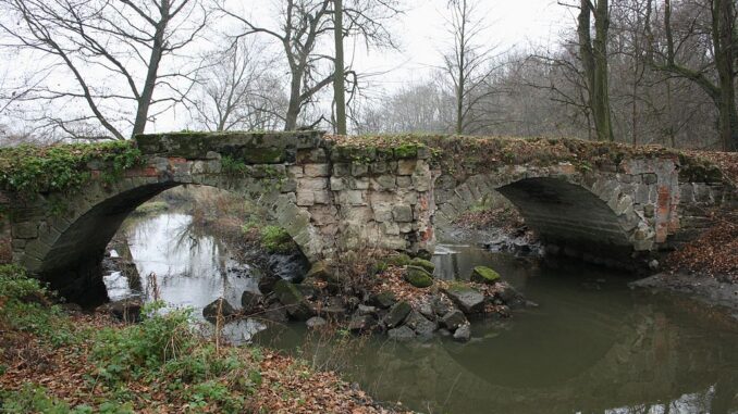 Barbořin kamenný most.