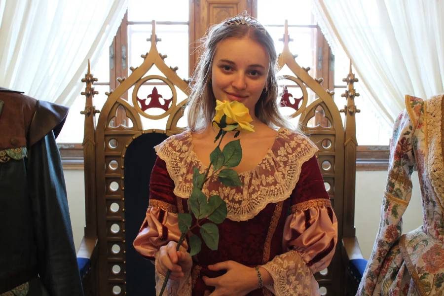 Velikonoce na zámku Mníšku pod Brdy. Zdroj: Národní památkový ústav, CC BY-NC-ND 3.0 CZ, zamek-mnisek.cz