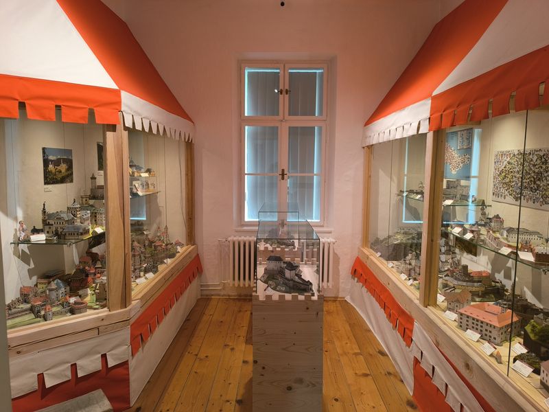 Expozice Země hradů. Foto: Miroslav Bitter. Zdroj: Informační a kulturní centrum obce Hukvaldy 