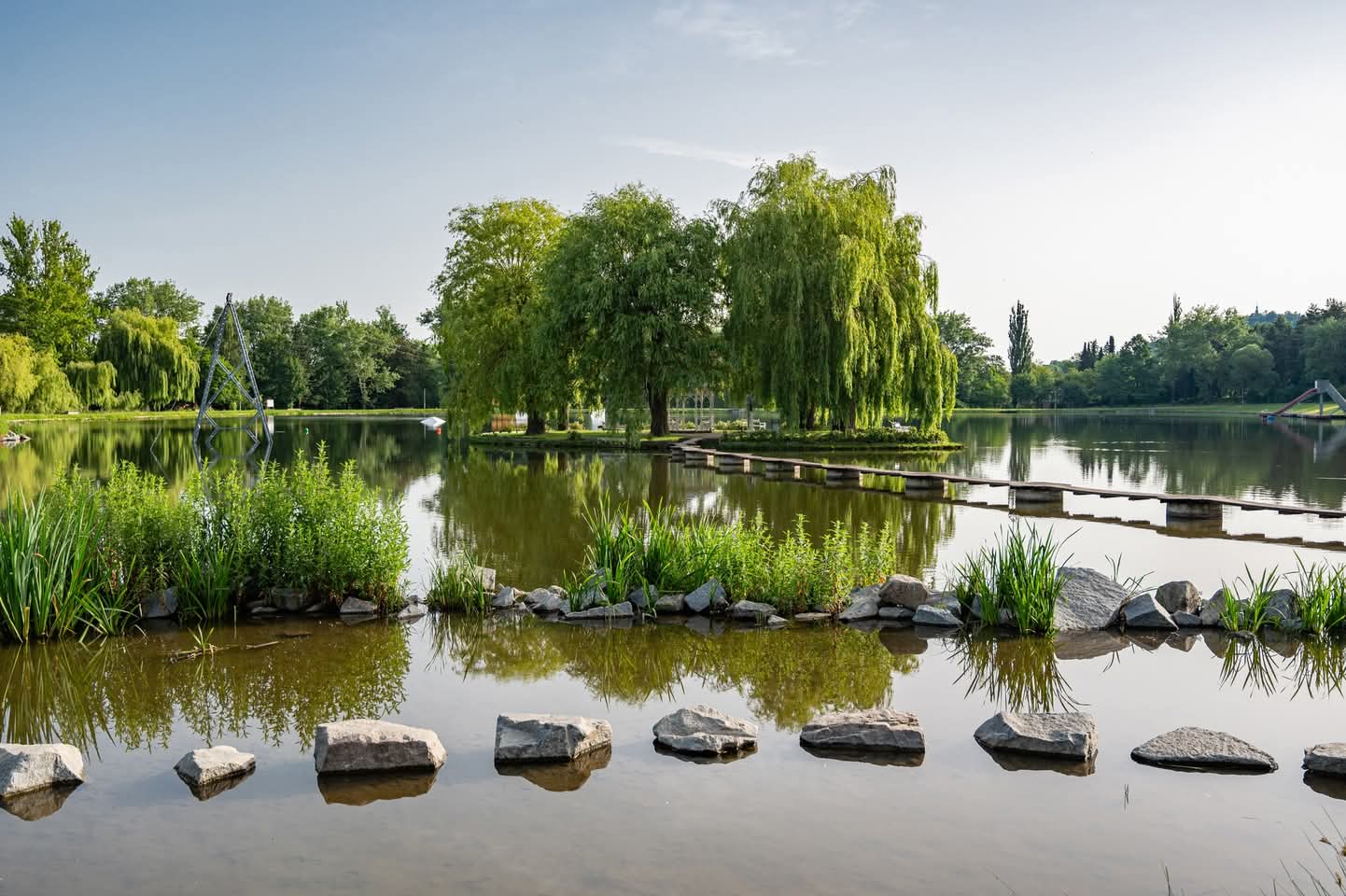 Rekreační areál Nový rybník Příbram: Zábavní park u vody. Zdroj: Sportovní zařízení města Příbram, https://www.szmpb.cz