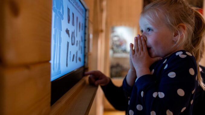 Expozice Země hradů. Foto: Miroslav Bitter. Zdroj: Informační a kulturní centrum obce Hukvaldy