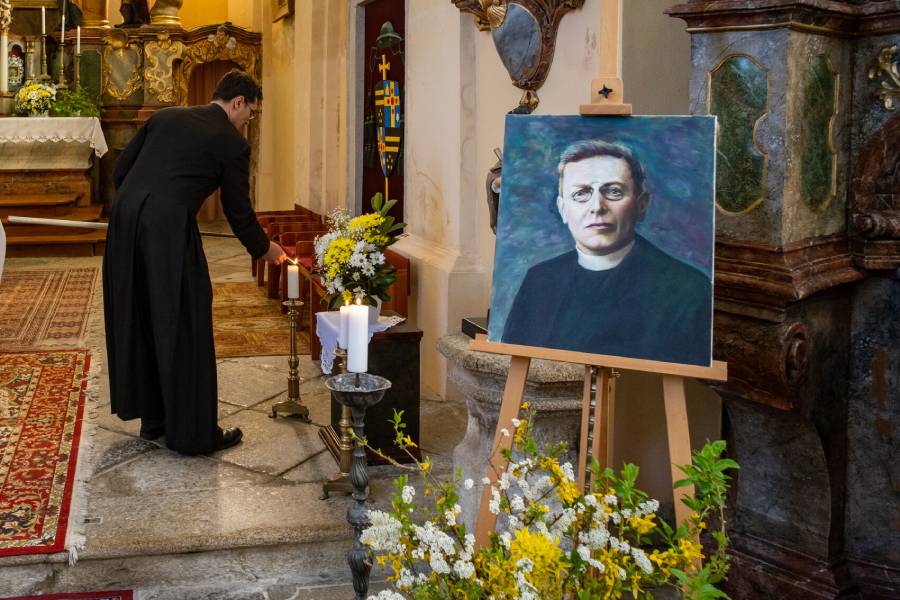 Uctěte památku Jindřicha Šimona Baara. Zdroj: Klenčí pod Čerchovem - Dům přírody Českého lesa 