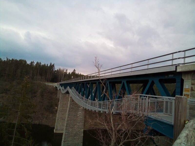 Pňovanský most - pohled od obce Pňovany. Autor a zdroj foto: Pavla Košík Jelínková