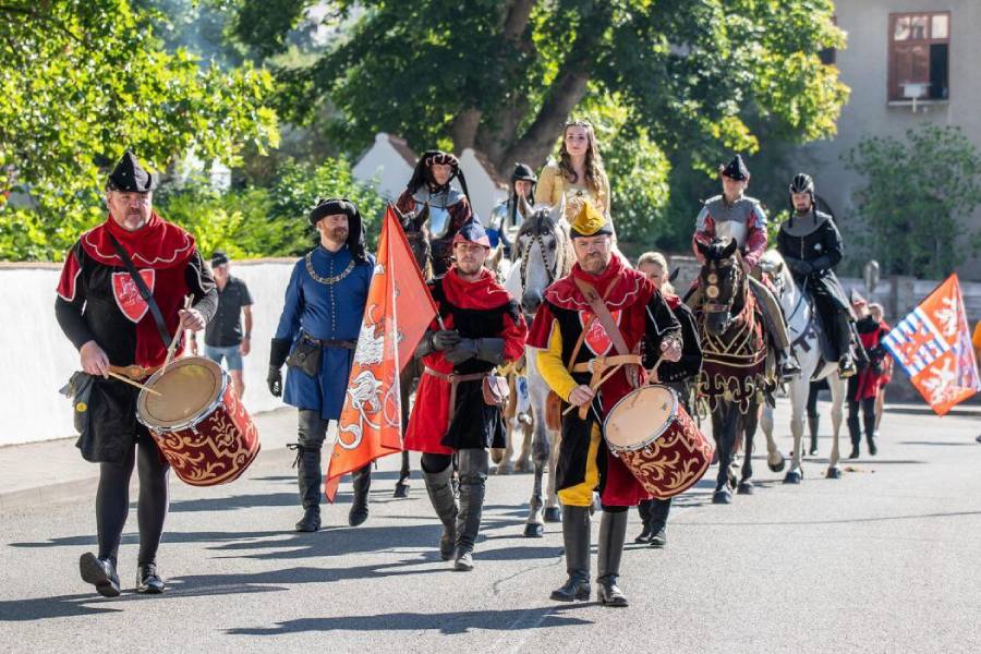 Miroslavské Meruňkobraní. Zdroj: Miroslavská kultura