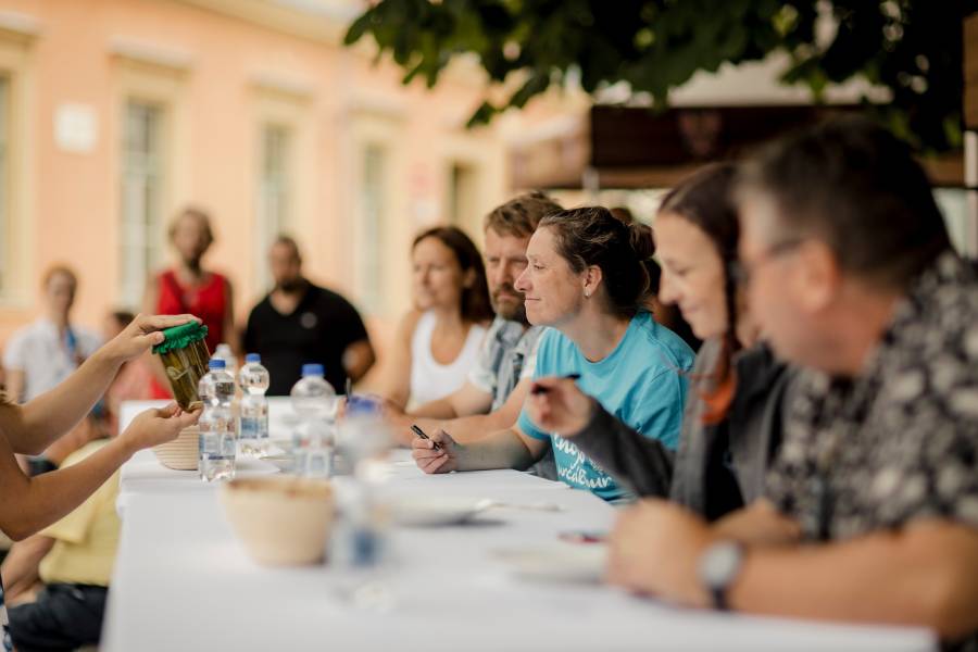 Slavnosti okurek ve Znojmě. Zdroj: Znojemská Beseda