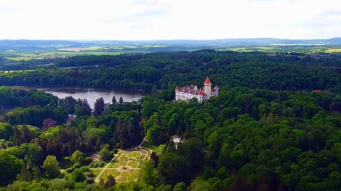 Zámek Konopiště. Zdroj: Národní památkový ústav