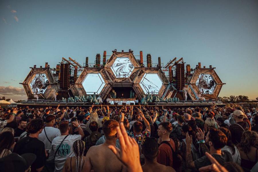 Most hostí největší drum & bassový festival světa Let It Roll. Zdroj: Město Most