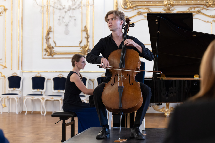 Zdroj foto: www.academykromeriz.com