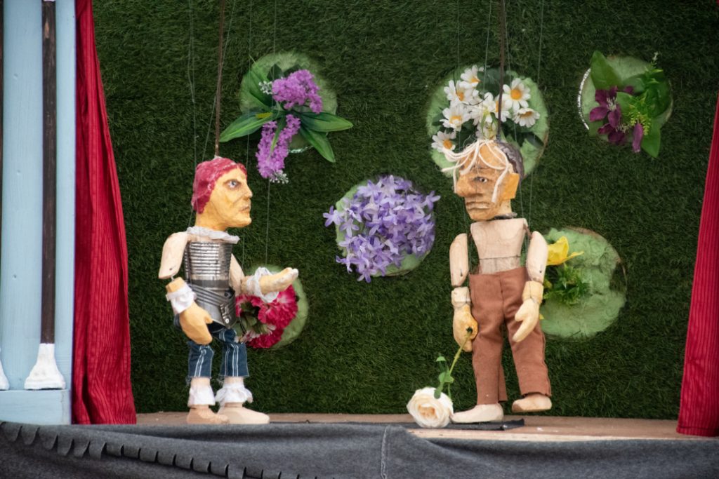 Děti potěší pohádka Rytíř Bajája od 10:00 na Farní zahradě. Zdroj: Město Mníšek pod Brdy