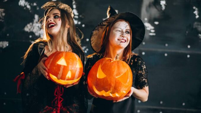 Halloween se slaví 31. října . Ilustrační foto. Autor: senivpetro / volná licence / freepik.com