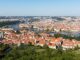 Výhled na Prahu z Petřína. Zdroj: Wikipedie, CC BY-SA 4.0. Autor: Diego Delso.