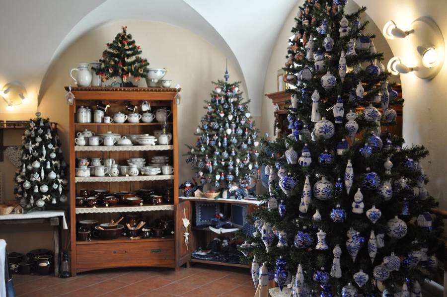 Vánoční výstava v Galerii Mariette ve Vizovicích. Zdroj: GALERIE MARIETTE,zámek Vizovice