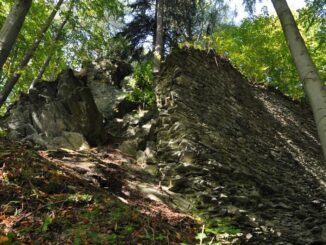 Zřícenina hradu Štěpanice v okrese Semily. Foto: Petr Fabian. Zdroj: Hrady-zříceniny.cz