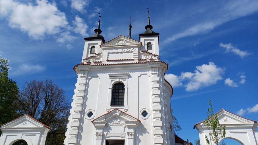 Kostel sv. Michaela v Bechyni. Foto: Anna Petruželková