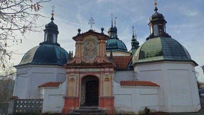 Poutní místo a klášter Klokoty. Foto: Anna Petruželková