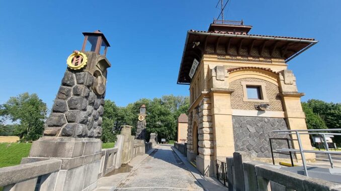 Plavební kanál Mělník