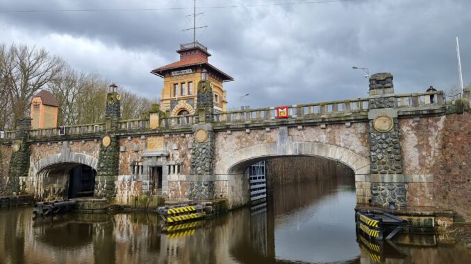 Plavební kanál Mělník