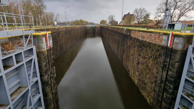 Plavební kanál Mělník. Foto: Eva Audiová