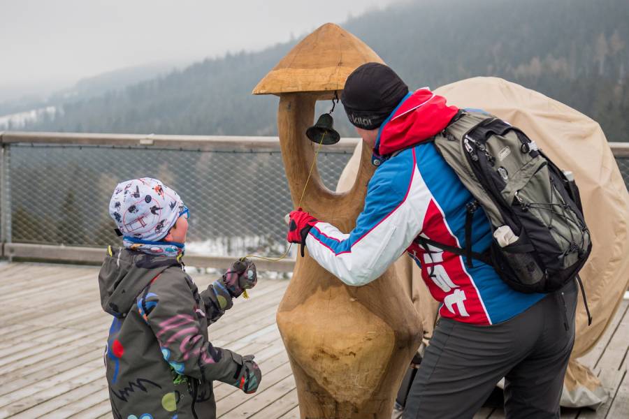 Novoroční zvonění. Zdroj: Stezka korunami stromů Krkonoše s.r.o.