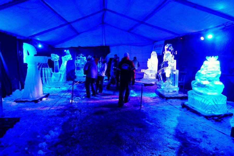 Expozice ledových soch na Pustevnách. Zdroj: TIC Pustevny