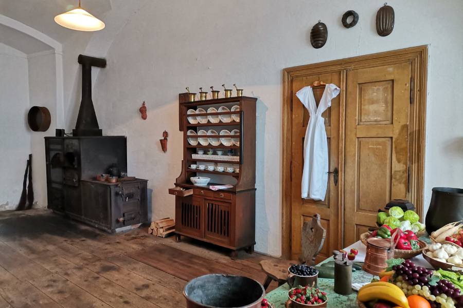 Historická kuchyně na zámku Zákupy. Zdroj: Národní památkový ústav