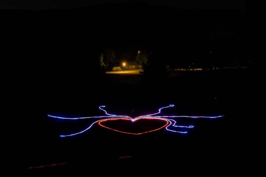 Světelné valentýnské srdce. Zdroj: Zámek Zbiroh