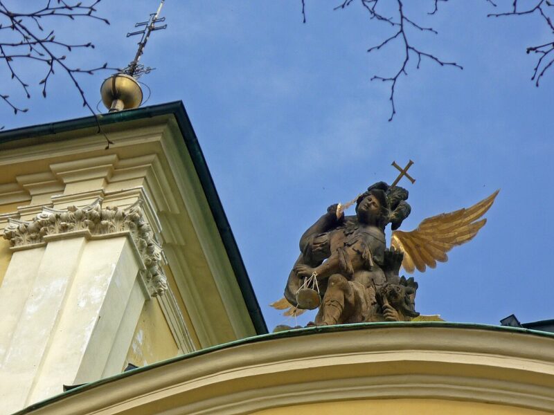 Kostel svatého Michaela archanděla.