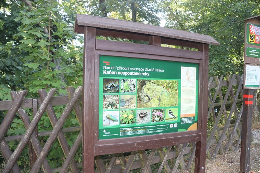 Informační panel Divoká Oslava.