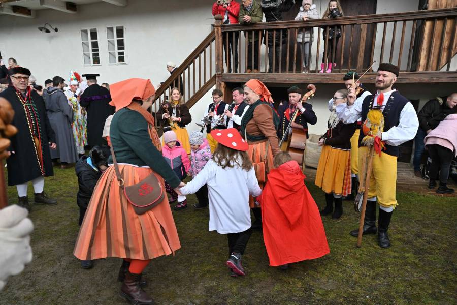 Masopustní veselí v Bolevci. Zdroj: Národní muzeum v přírodě