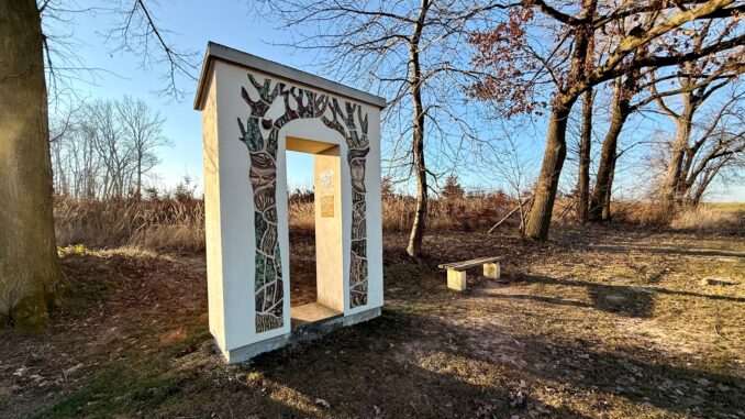 Stánina vyhlídka u Vanic. Foto: Jitka Klofandová, spolek „variace vm“