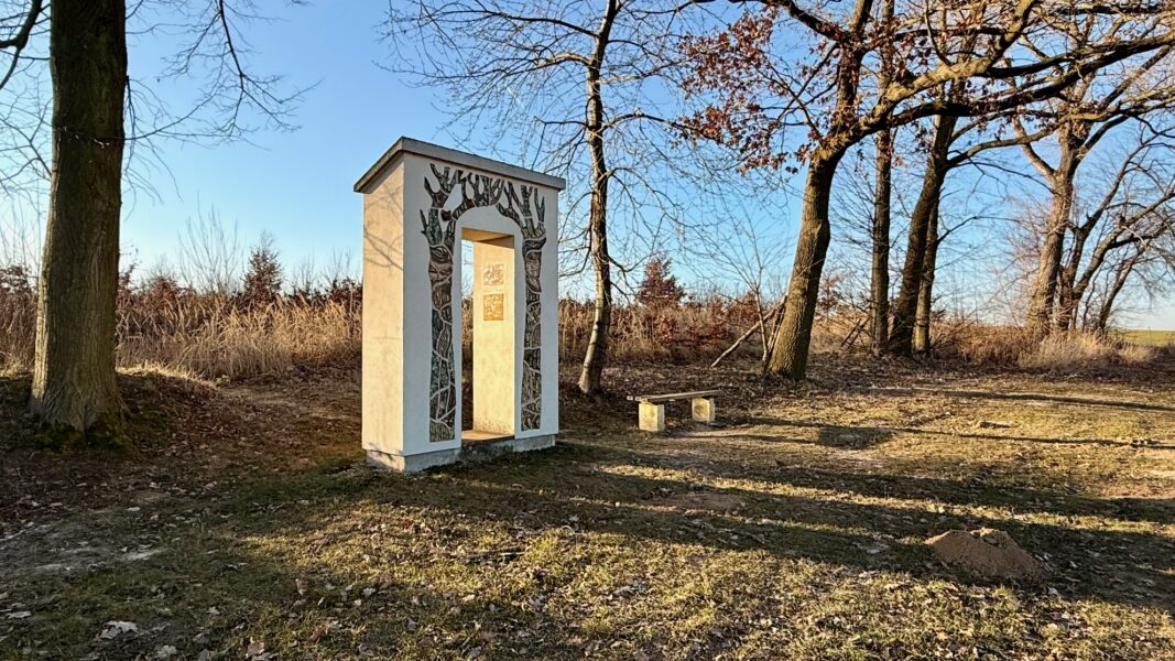 Stánina vyhlídka u Vanic. Foto: Jitka Klofandová, spolek „variace vm“