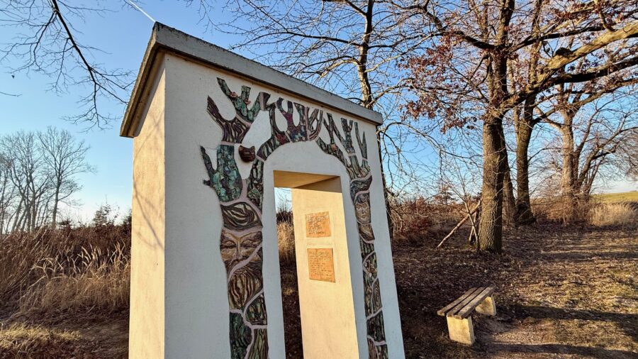 Stánina vyhlídka u Vanic. Foto: Jitka Klofandová, spolek „variace vm“