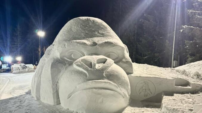 Sněhové sochy se na Kopřivné již staly tradicí. Zdroj: Resort Kopřivná