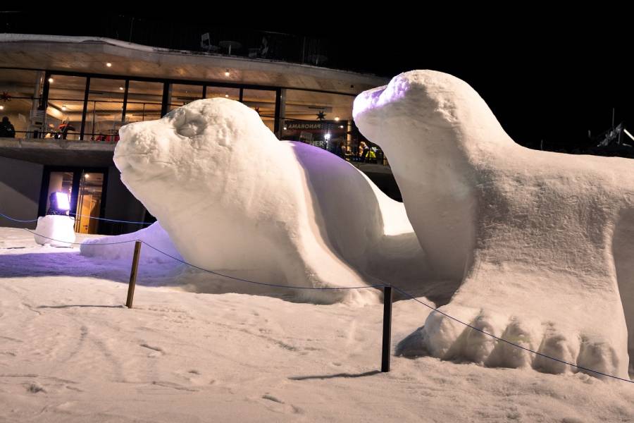 Sněhové sochy. Zdroj: Resort Kopřivná