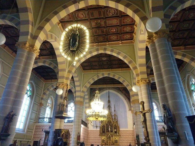 Interiér kostela svatého Jáchyma