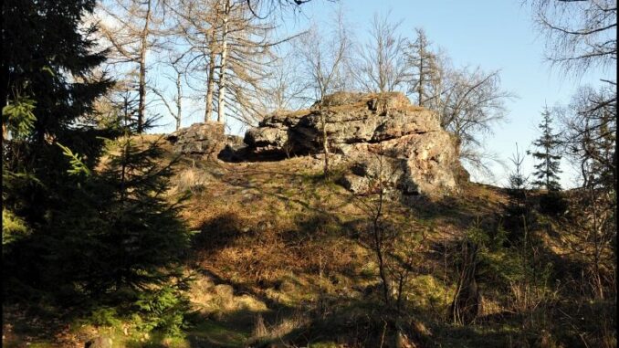 Zřícenina hradu Radeč v Plzeňském kraji. Foto: Petr Fabian. Zdroj: Hrady-zříceniny.cz